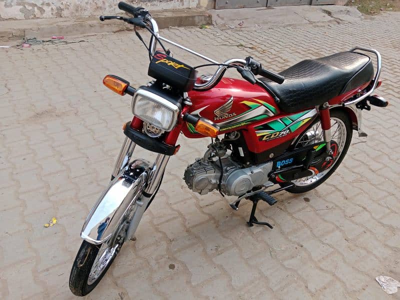 Honda cd70 ,,,zero 3057524669 urgent for sale 2022 applied for 2