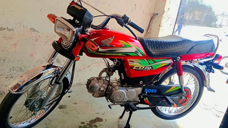 Honda cd70 ,,,zero 3057524669 urgent for sale 2022 applied for 3