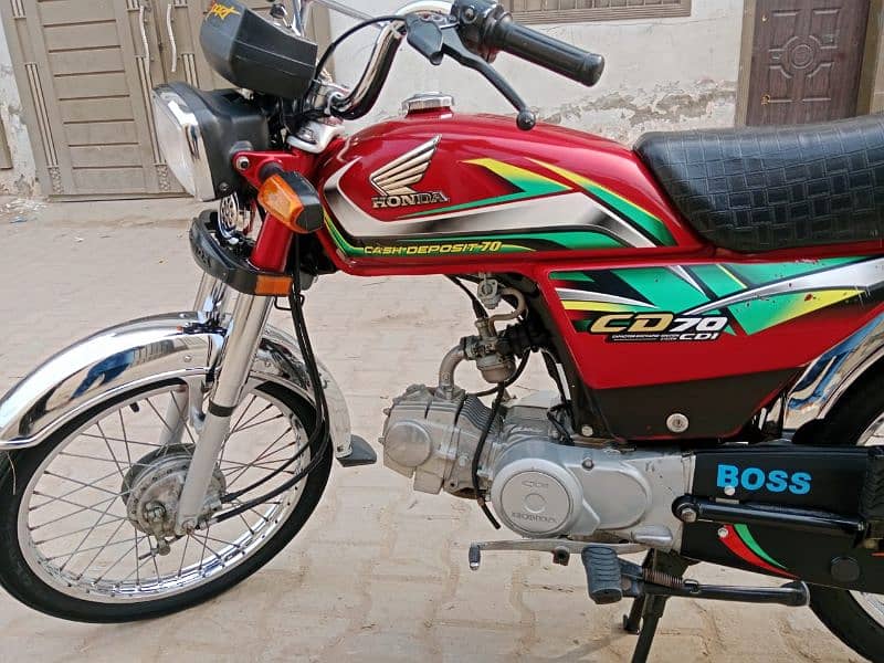 Honda cd70 ,,,zero 3057524669 urgent for sale 2022 applied for 4