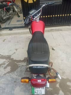 Honda cd 70 2018 bike neat and clean