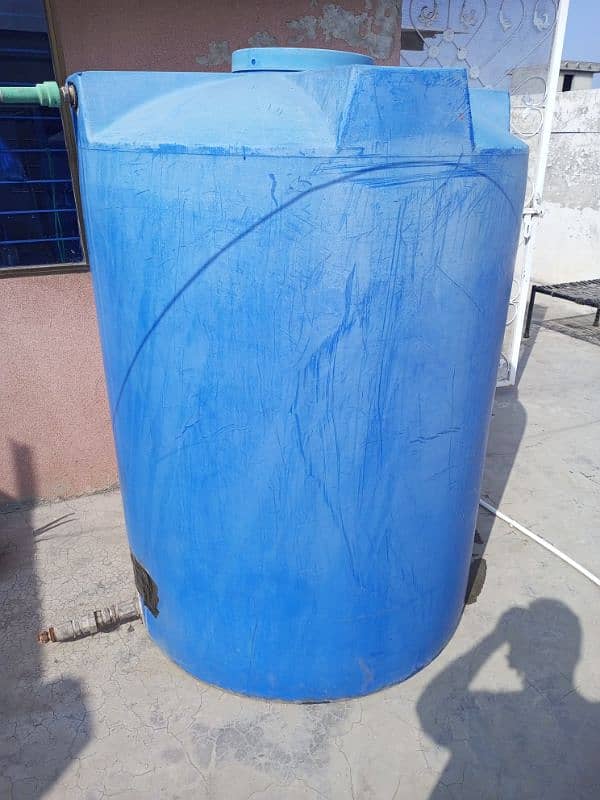 Used DURA Water Tank - 500 Gallons - Leaked/Damaged 0