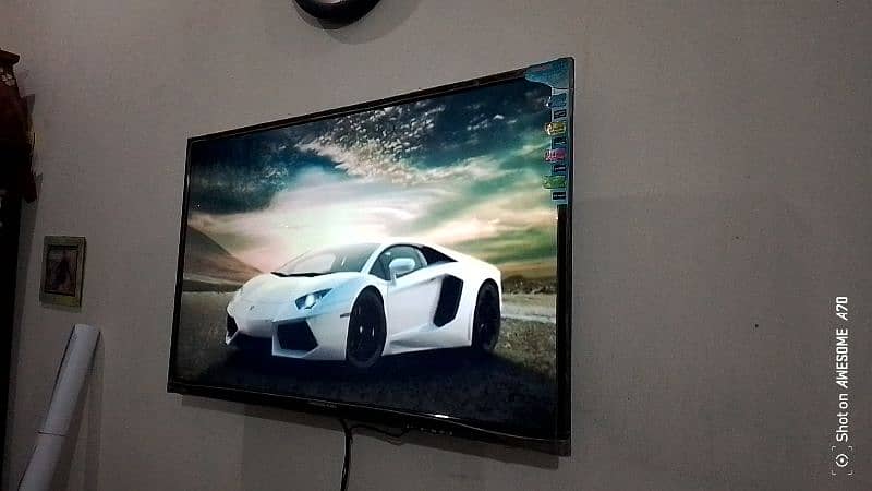 changhong ruba Simple led 39 "with original box lush condition 2