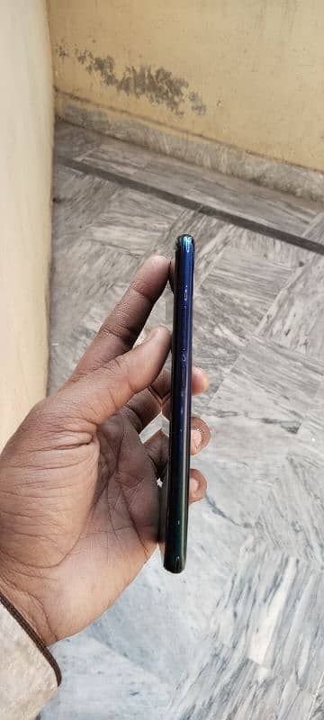 Vivo Y15 Available For Sale 4/64 Glass Crack Hai Officially Pta. . . . 6