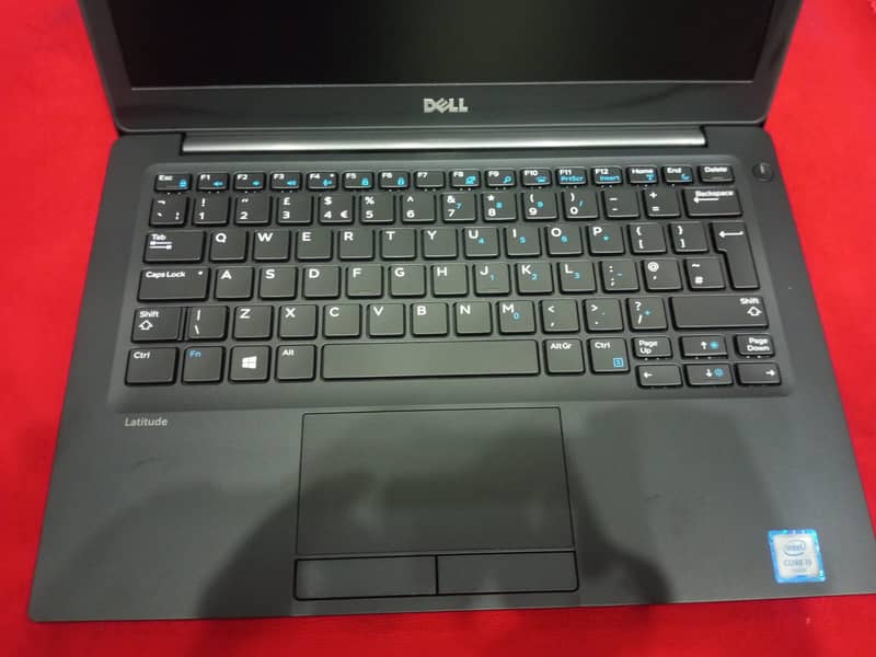 laptop DELL 3400 LATITUDE I5 8TH GENERATION  RAM 8 GB  SSD 256GB 6