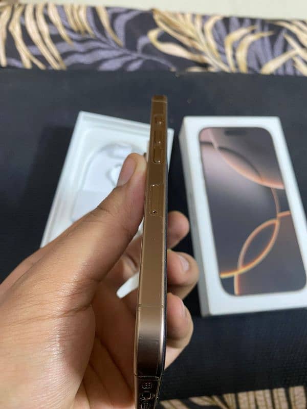 Iphone 16 pro 128GB Non-PTA 2