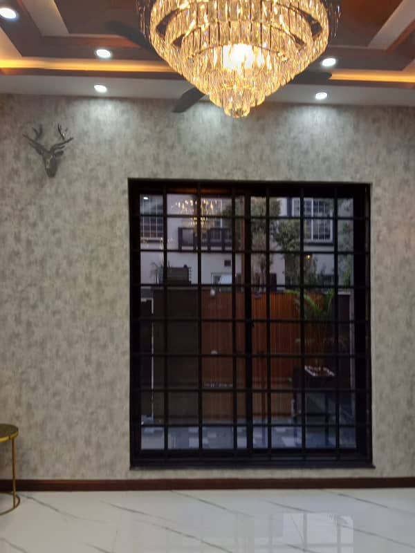 10 MARLA LIKE A NEW CONDITION UPPER PORTION EXCELLENT HOUSE FOR RENT IN JANIPER BLOCK BAHRIA TOWN LAHORE 24