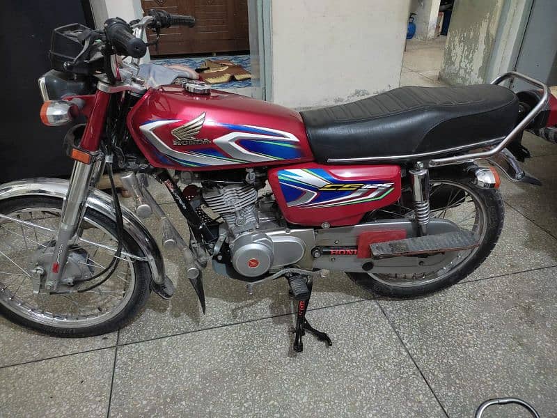 Honda 125 new condition 6