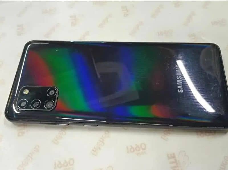 urgent sale Samsung a31 1