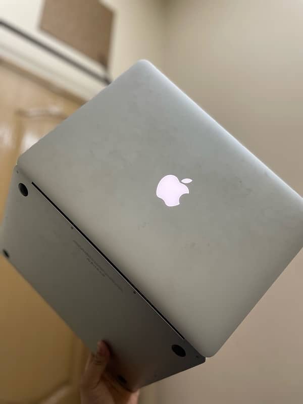 Macbook 13 (AIR) total geniune no open repair 2