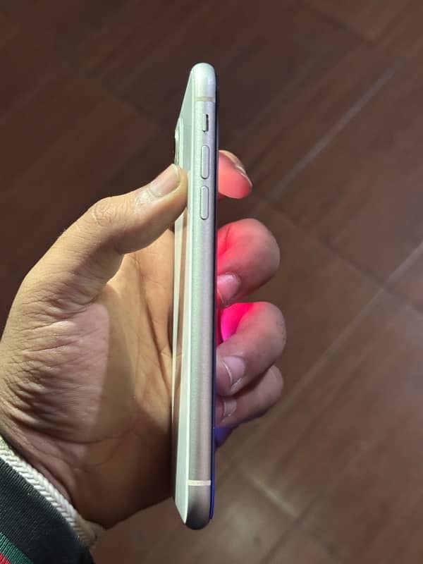 i Phone 11 non pta 64gb factory unlock 1