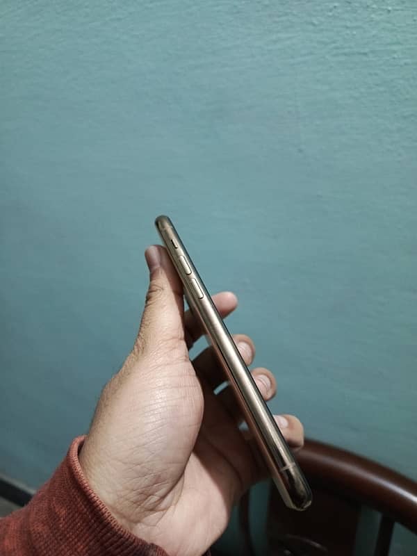 IPhone 11 Pro 6