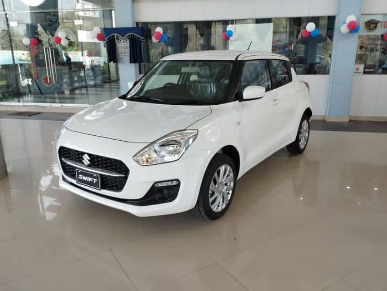 Suzuki Swift GLX VVT 2025 0