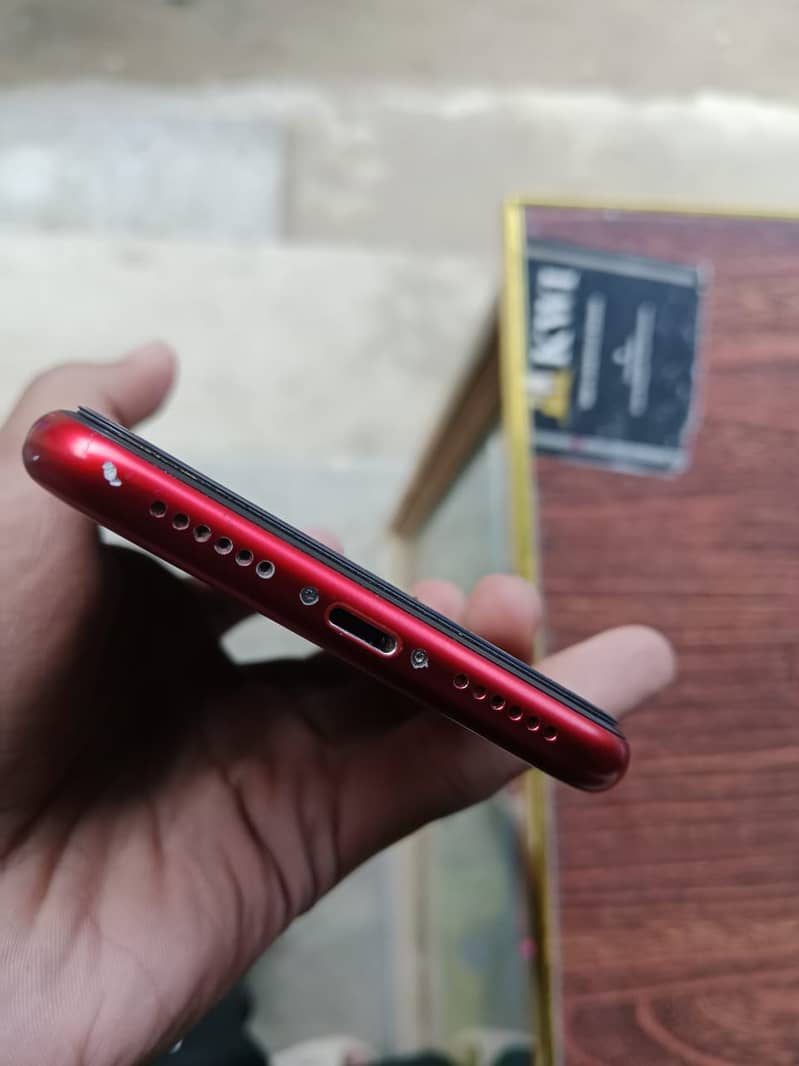 Iphone Xr jv Water pack True tone working Face id working 3