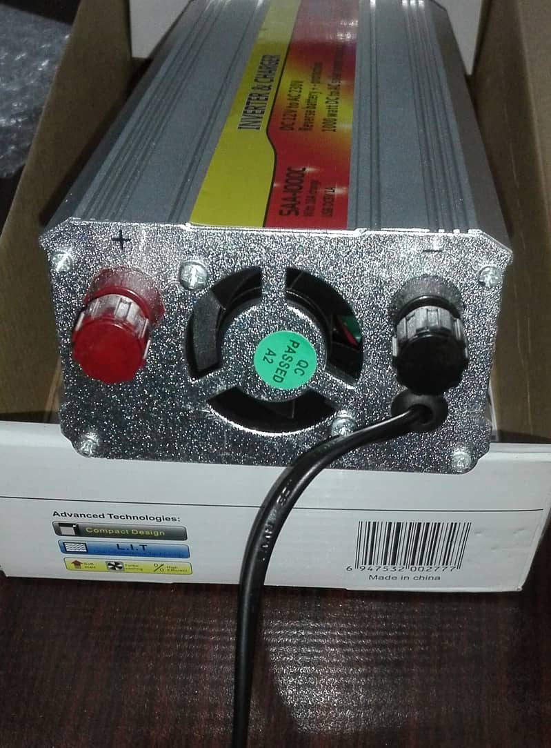 Inverter with Charger 12v 1000w 2