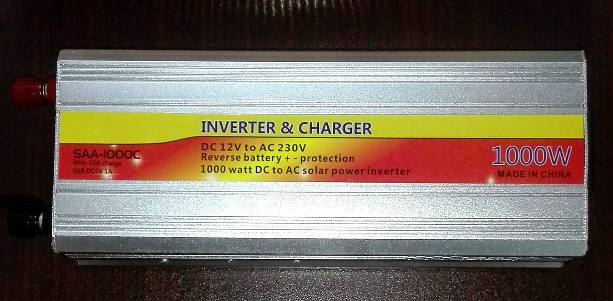 Inverter with Charger 12v 1000w 4