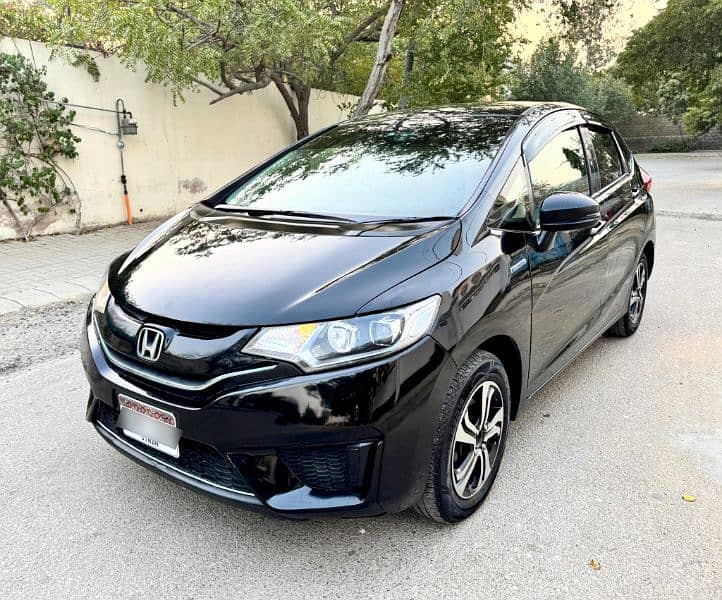 Honda Fit hybrid 2014 registered 2017 Automatic 1.5 push eco drive 0