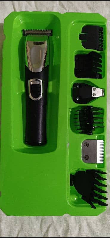 WAHL -LITHIUM-LON RECHARGABLE TRIMMER FULL GROOMING KIT MADE IN USA 2