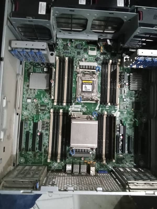 HP Server 2