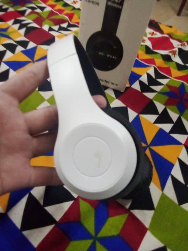 Headphone wireless like new 1