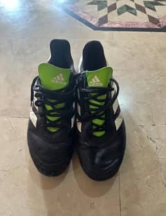 adidas football shoes sell