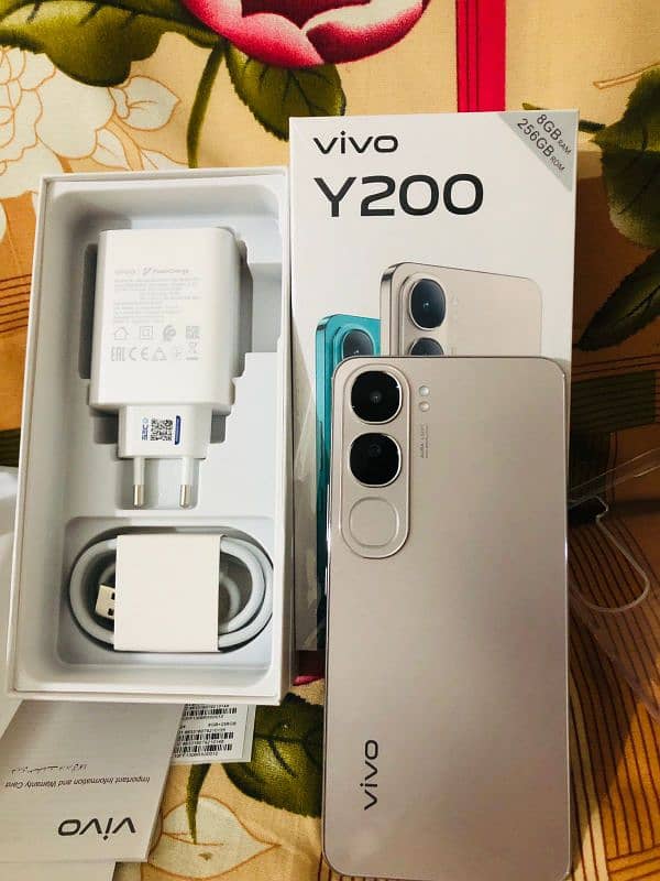 Vivo Y200 Brand New Box Open 1