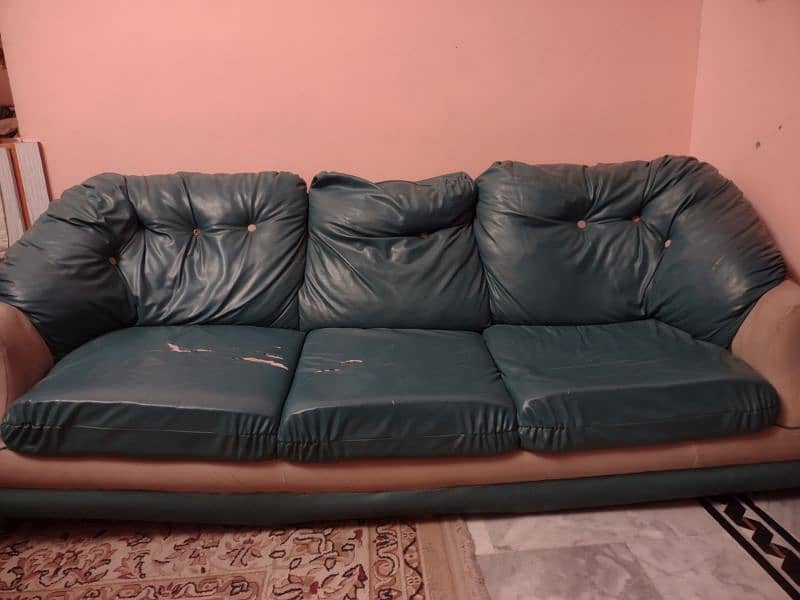 urgent sell sofa good condition 0