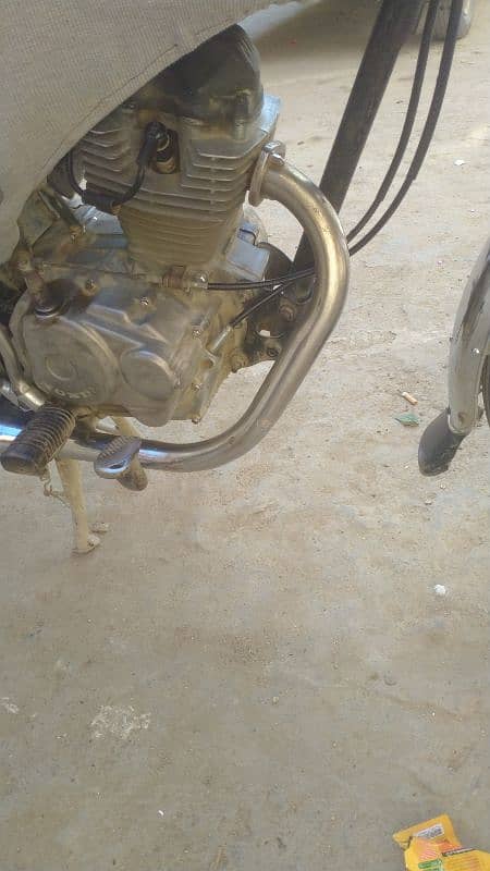 Honda CG 125 Faisalabad number hai 6