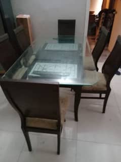 Dining table for sale