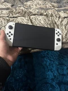 Nintendo switch oled original 10/10 jailbreak + original