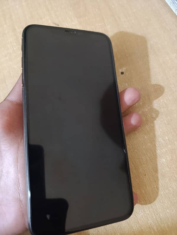 iPhone XSMAX  PTA approved 4