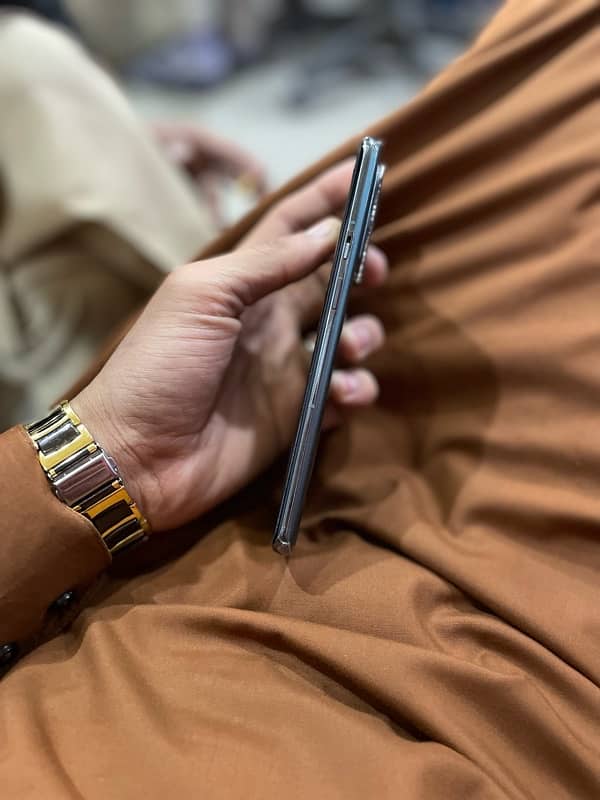 One plus 9PRO 5G 12+12 / 256 10/10 condition 2