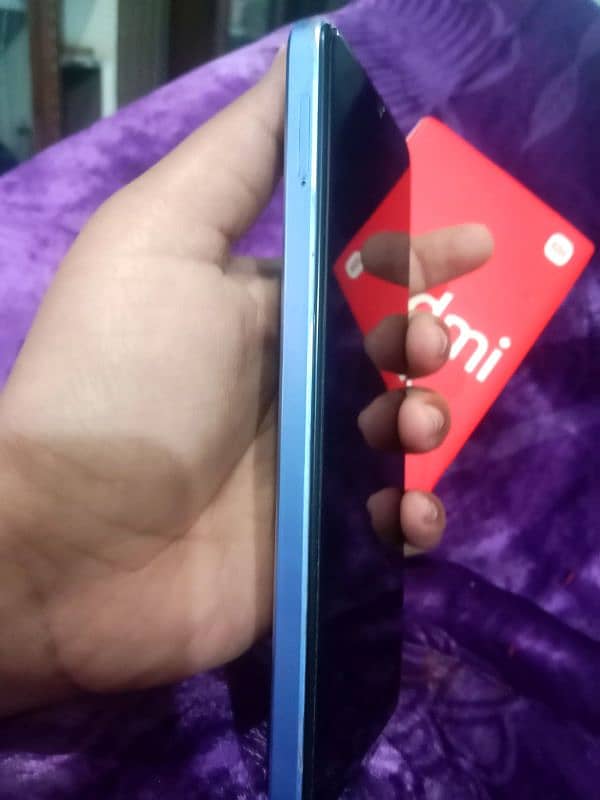 Redmi A3 4+4gb ram / 128gb space 3