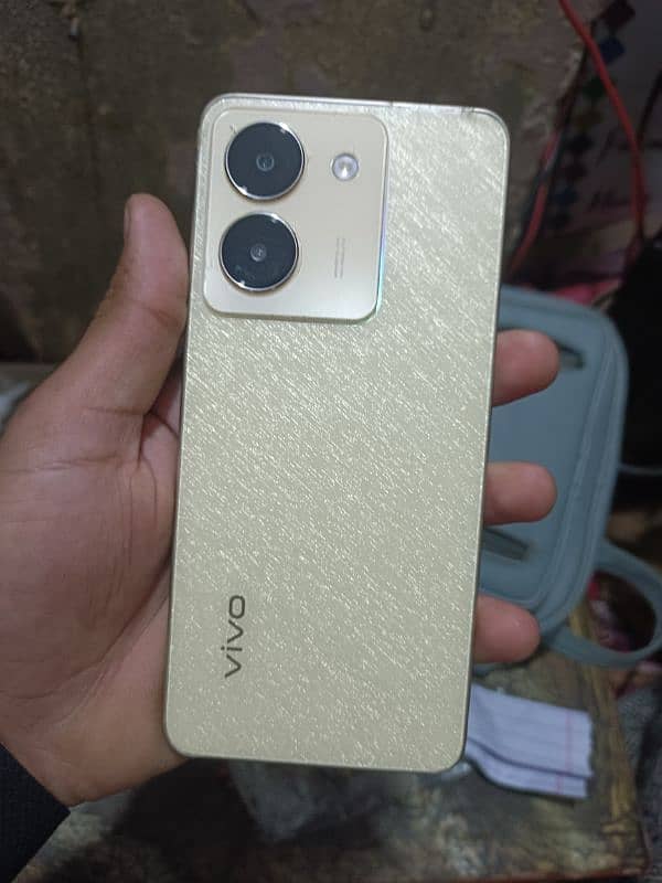 vivo y36 4