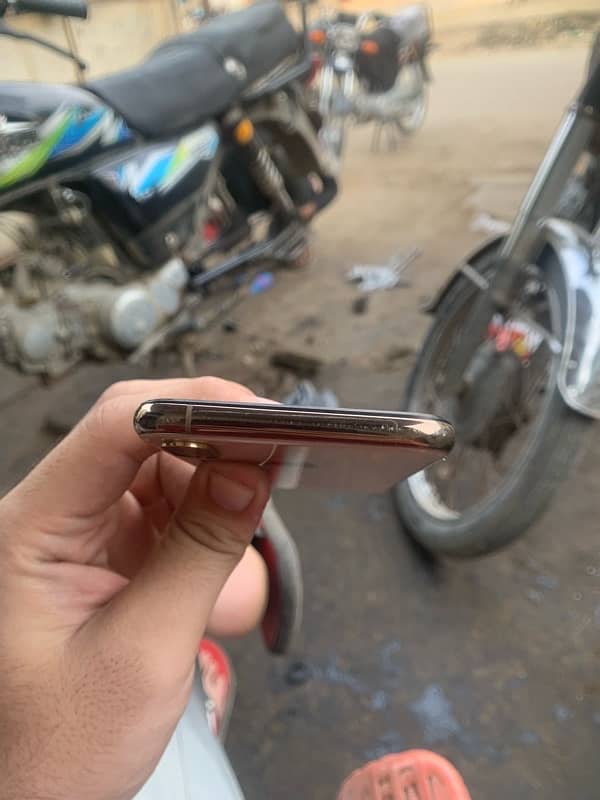 Iphone Xs 256GB Fu non pta 4