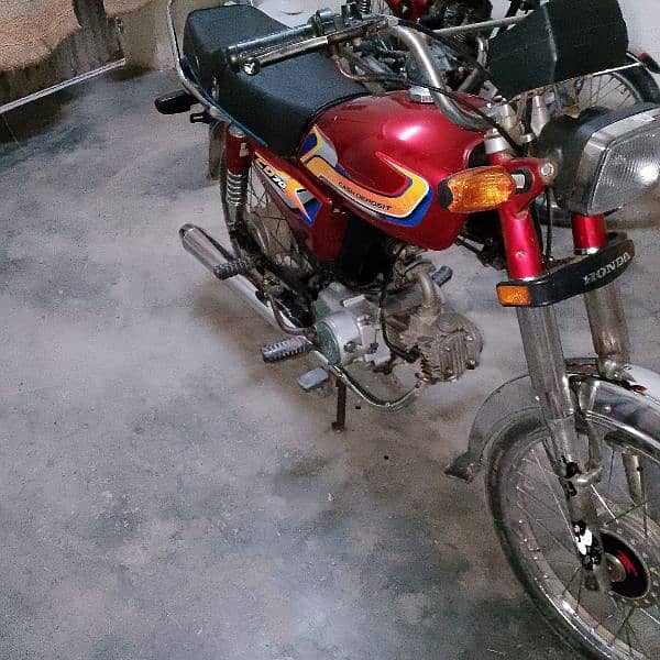 Honda CG125/city super CD -70 for sale 13