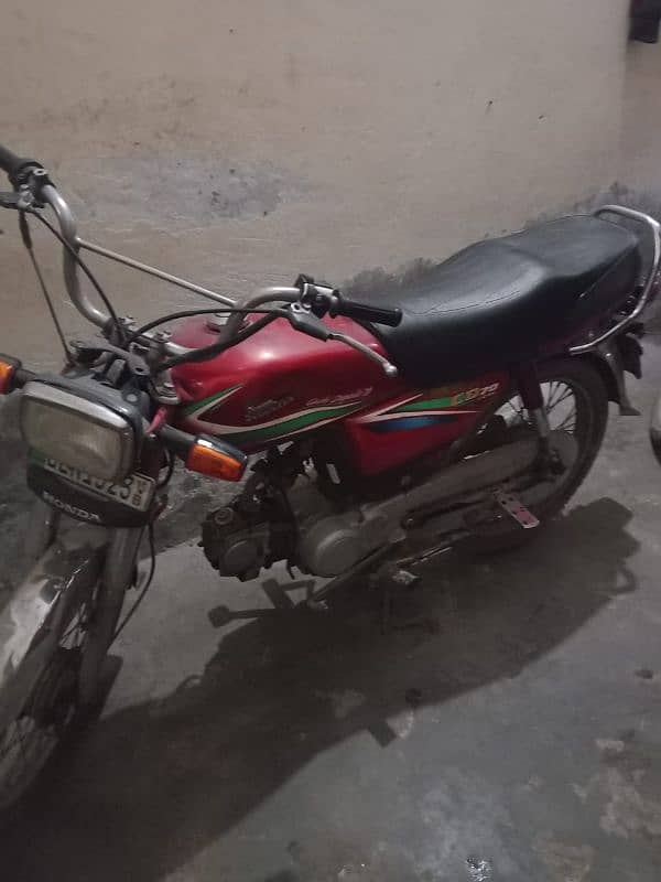 Salam To All Brother I'm Selling Honda CD 70  Model 2015 2