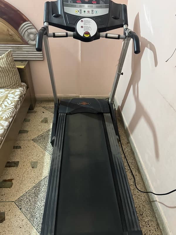 Advance fitness machine treadmill 130 kg weight supported 4