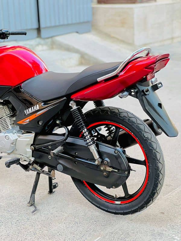 Yamaha YBR 125 2020 Model 10