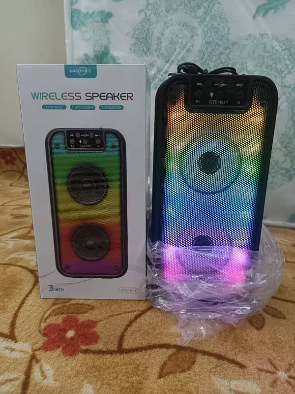 wireless Bluetooth speaker with battery backup 2