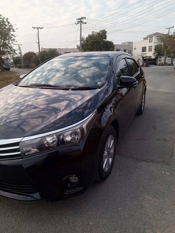 Toyota Corolla Altis 2016 1