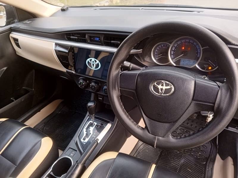 Toyota Corolla Altis 2016 6