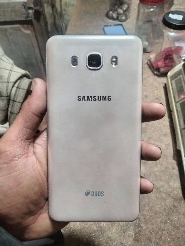 J7 2016 Samsung for sale 8000 hazar   2/16 1