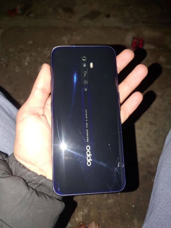 Oppo reno 2z 8\256 2