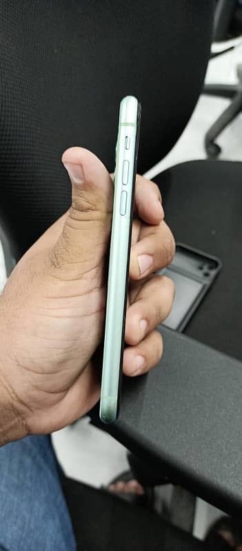 iphone 11 128gb pta approved 0