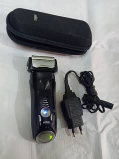 BRAUN SERIES 7 RECHARGEABLE SHAVER POWER & SINGLE 8D FLEX WET