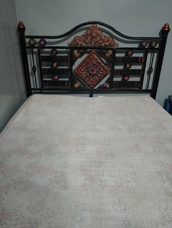 iron bed normal condition ha 3