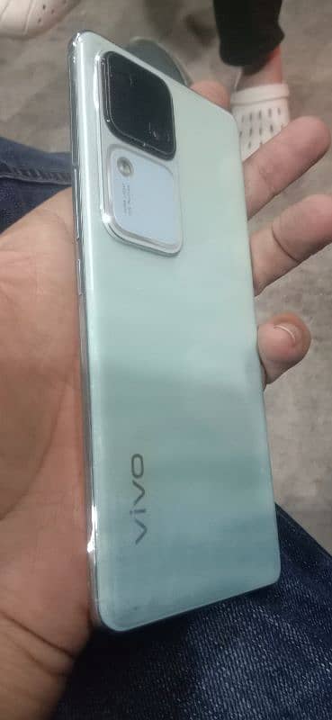 vivo v30 12+12 Ram 256 memory 6