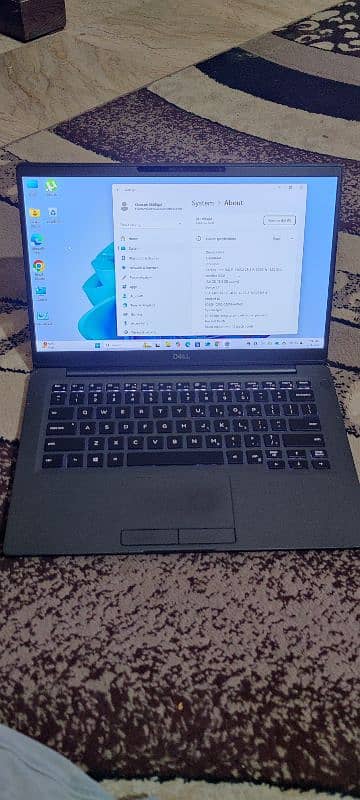 dell latitude 7400 (limited edition) brought from Dubai 11