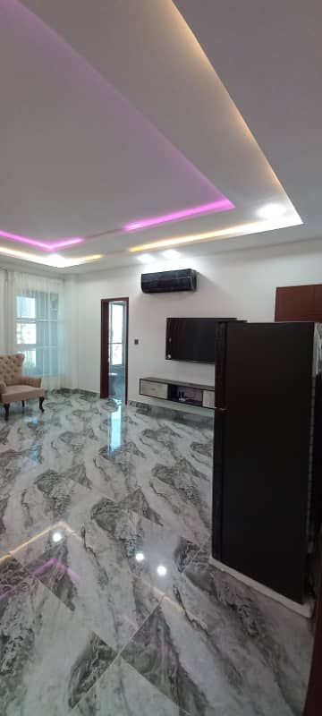 Brand New Luxury Studio Furnished Apartment Variable For Rent 8