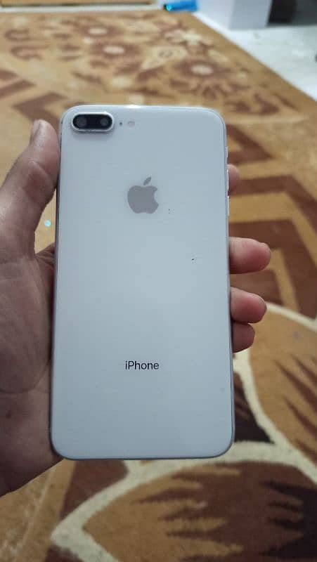 iPhone 8 plus what's app 03357949429 0